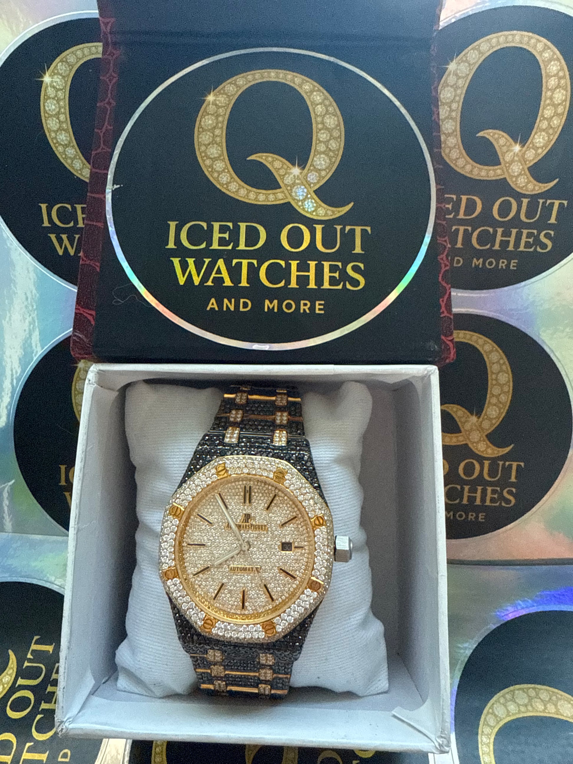 18 karaats verguld gouden AP / Zwart / Wit rainbow - VVS moissanite
