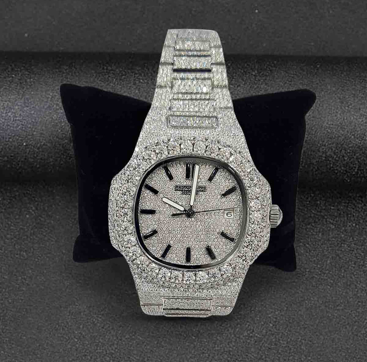 Patek Philippe Nautilus 5711 (ZF factory) - VVS Moissanite